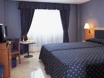 Nh Ciudad De Hotel 3*