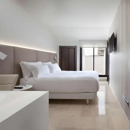 Nh Ciudad De Hotel