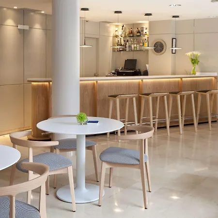 Nh Ciudad De Hotel 3*