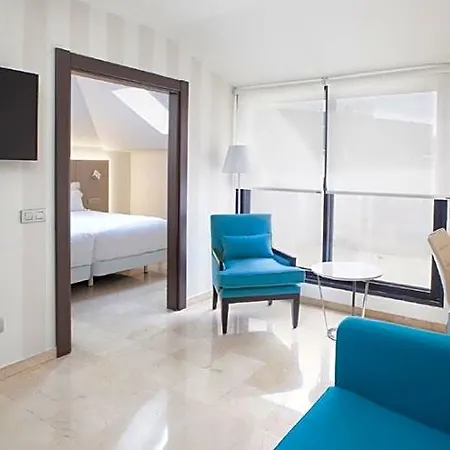 Nh Ciudad De Hotel 3*