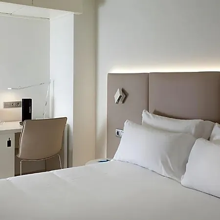Hotel Nh Ciudad De 3*