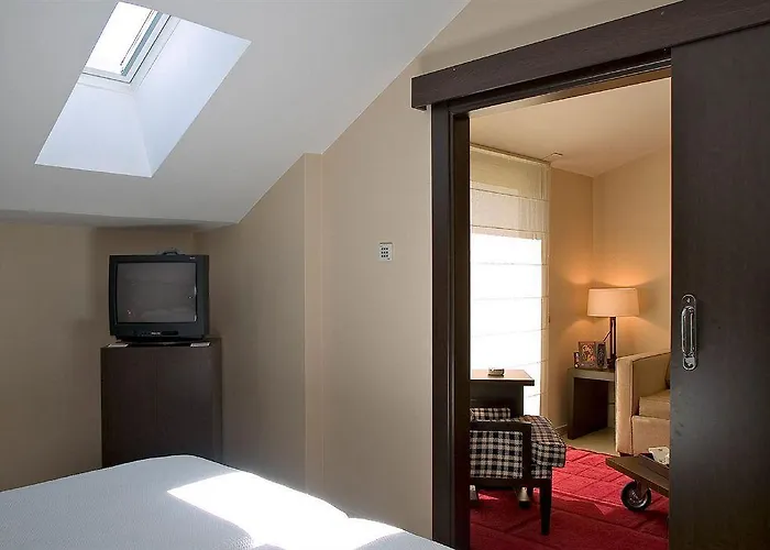 Nh Ciudad De Hotel 3*