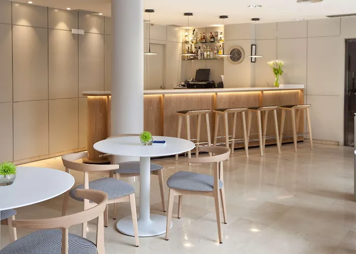 Nh Ciudad De Hotel 3*