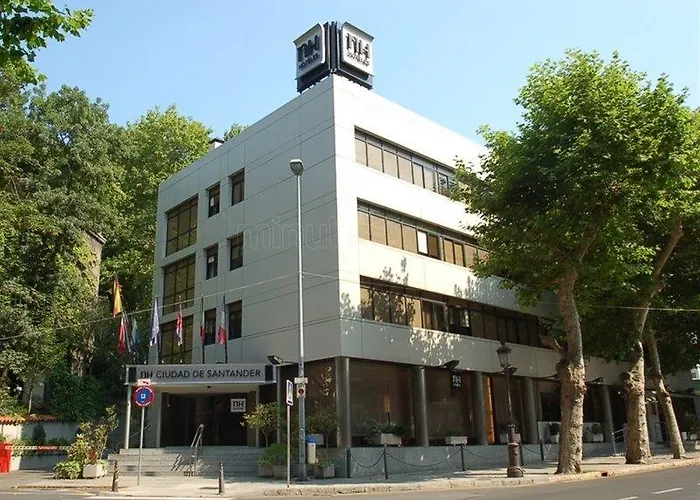 Nh Ciudad De Hotel 3*