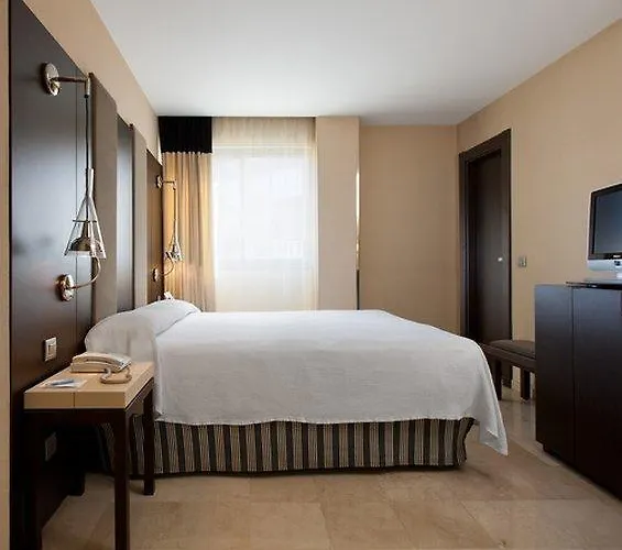 Nh Ciudad De 3* Santander