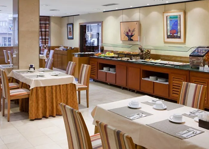 Nh Ciudad De Hotel 3*